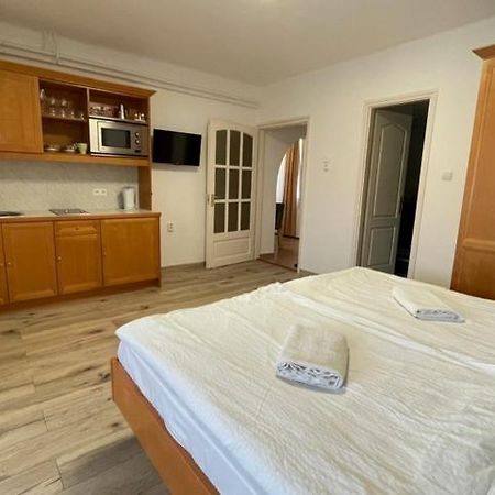 Silent Apartmanhaz Harkány מראה חיצוני תמונה